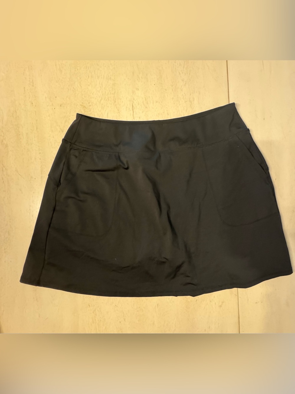 Black Pinspark golf skirt